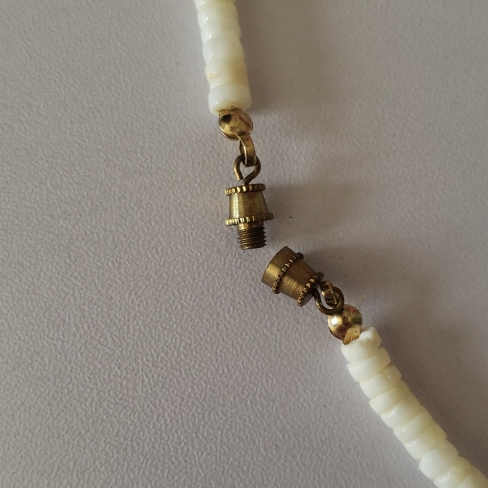 Seashell Necklace - Picture 3 of 3